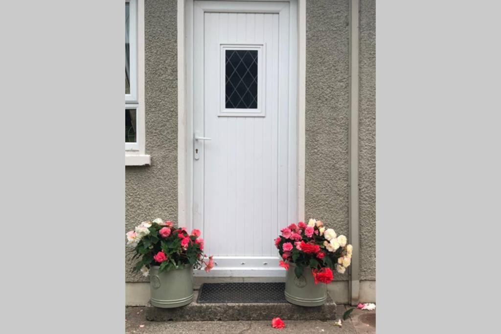 Rhubarb Cottage เอนนิสคิลเลน ภายนอก รูปภาพ