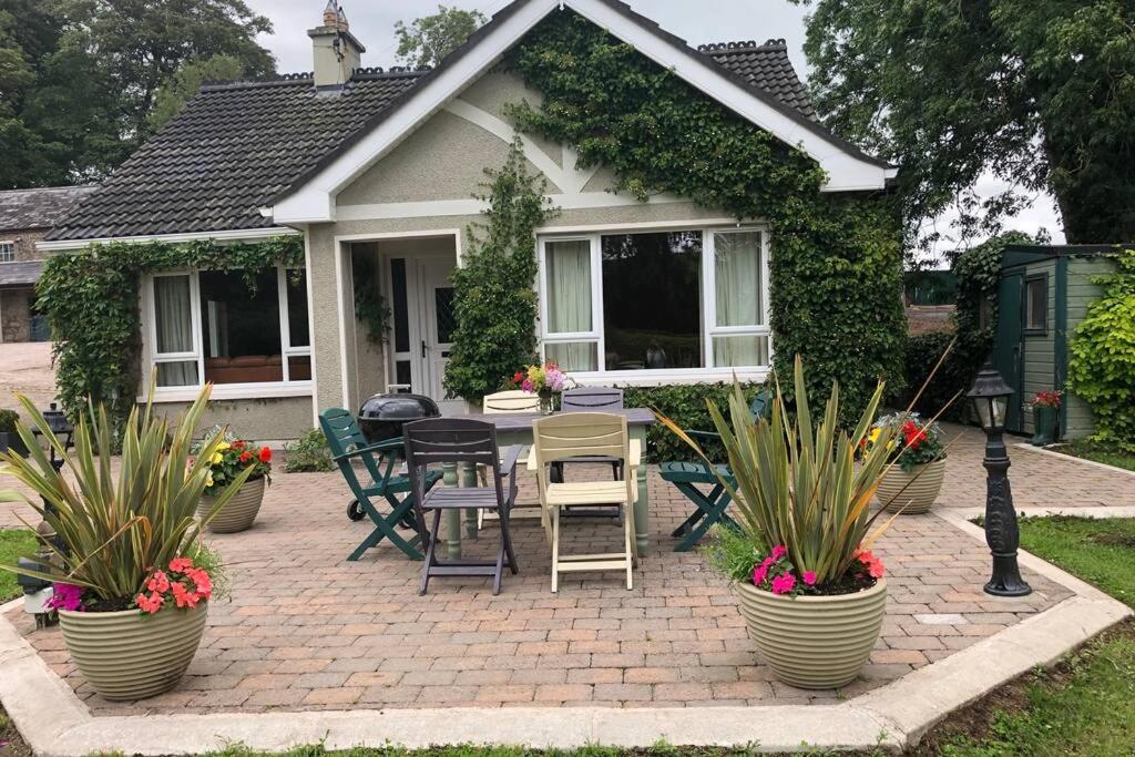 Rhubarb Cottage เอนนิสคิลเลน ภายนอก รูปภาพ